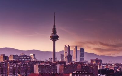 Ácido Hialurónico en Madrid: El Ritual de la Hidratación Profunda